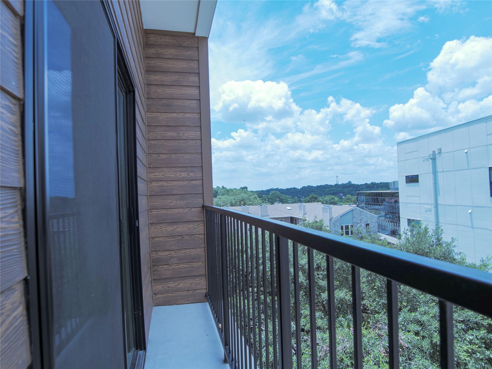 2500 Longview St #521 Property Photo 16