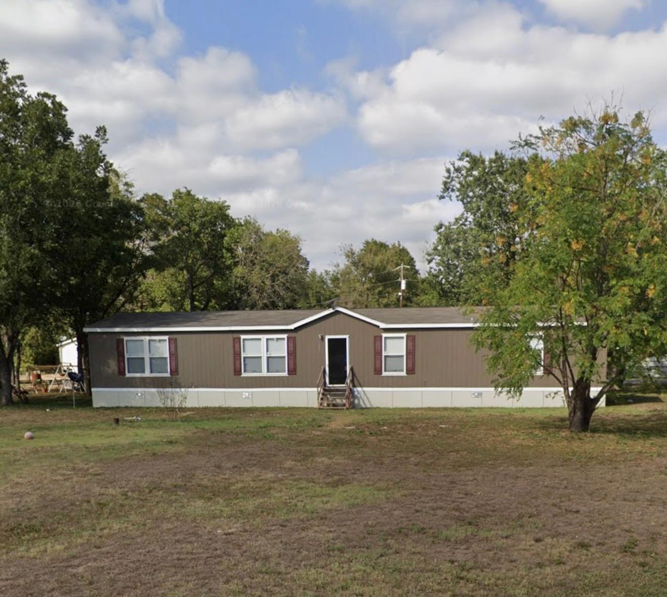 3415 River Rd Property Photo 1