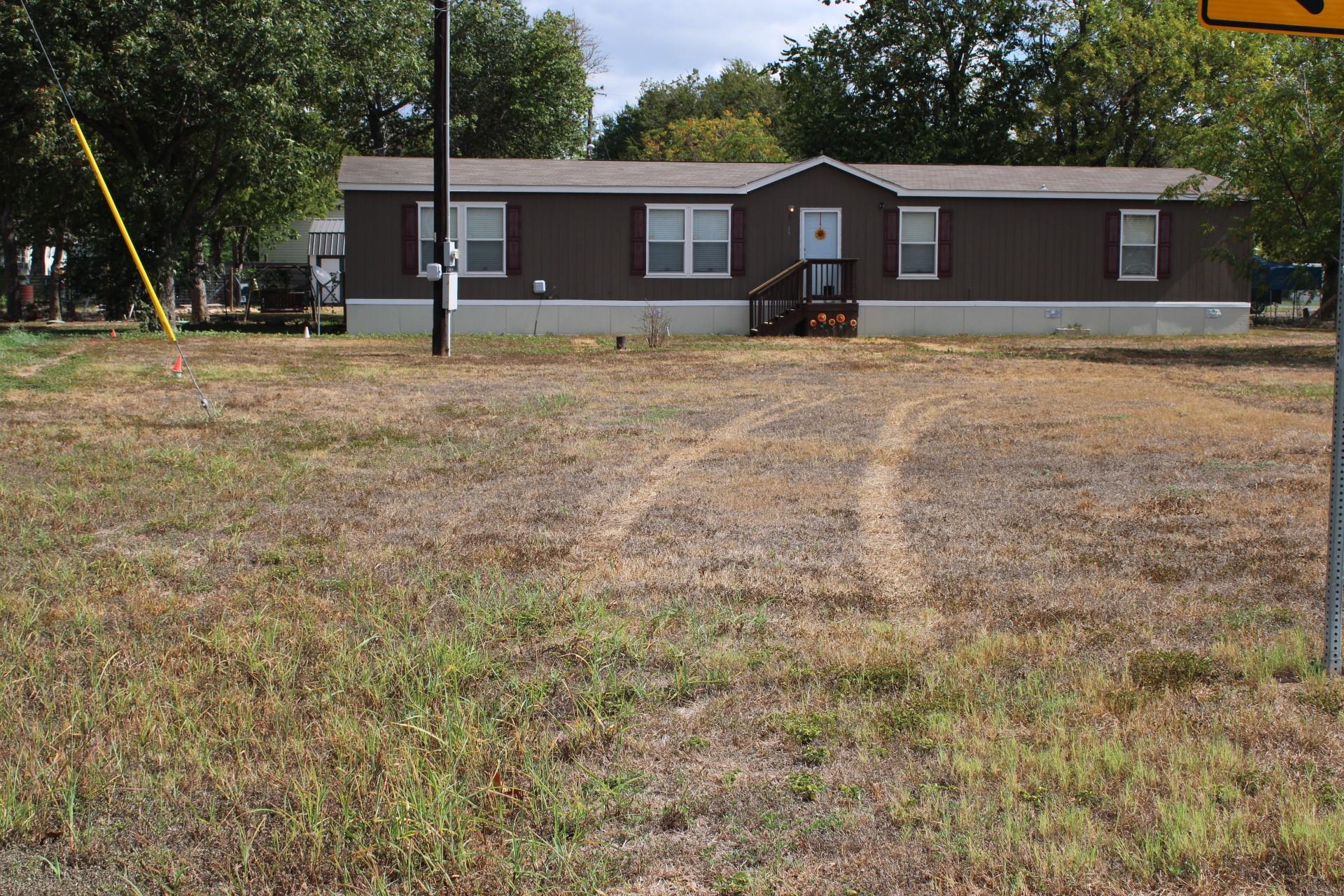 3415 River Rd Property Photo 2