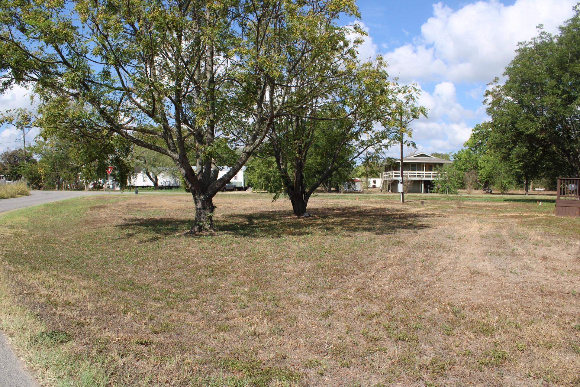 3415 River Rd Property Photo 4