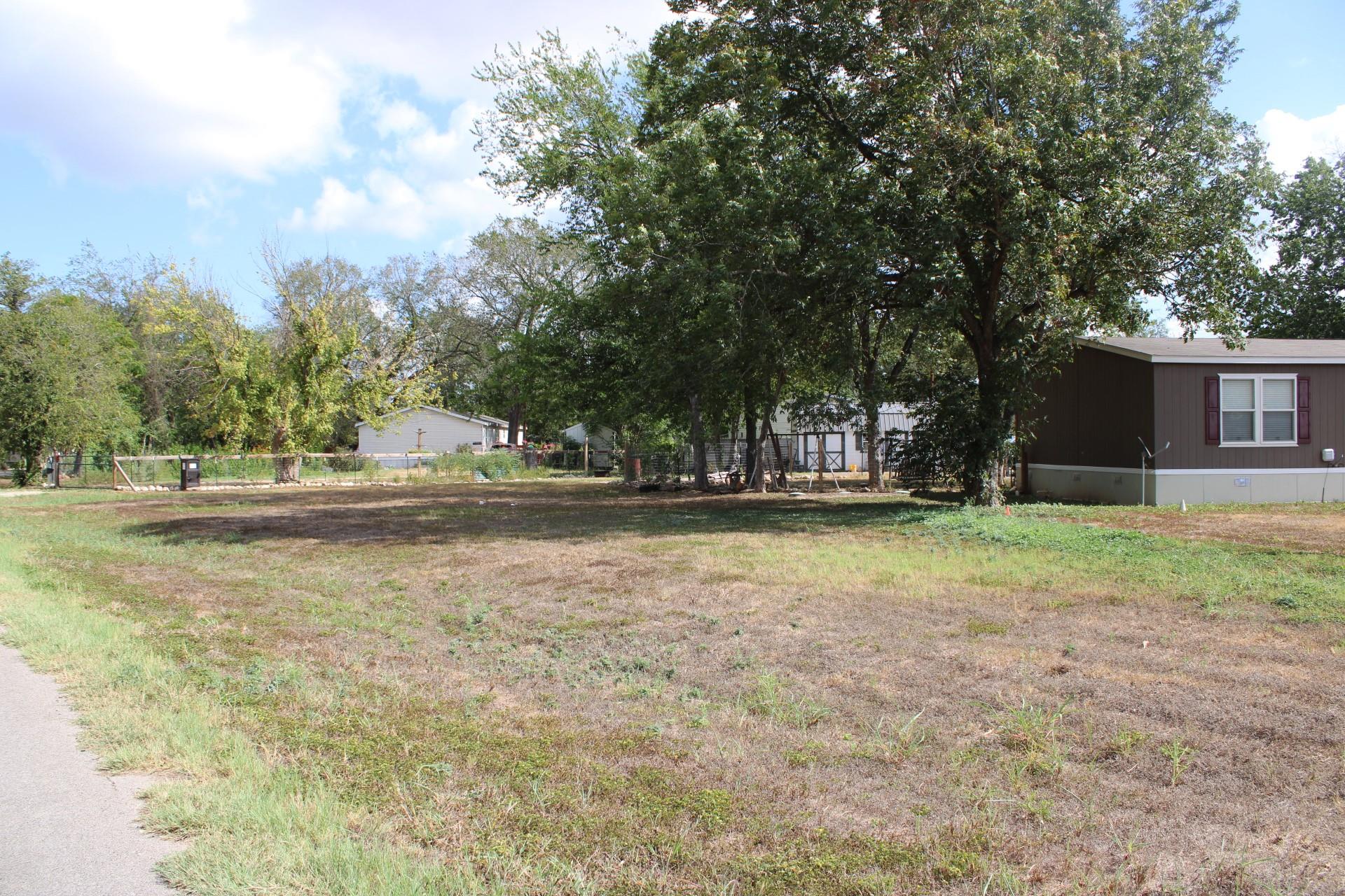 3415 River Rd Property Photo 6