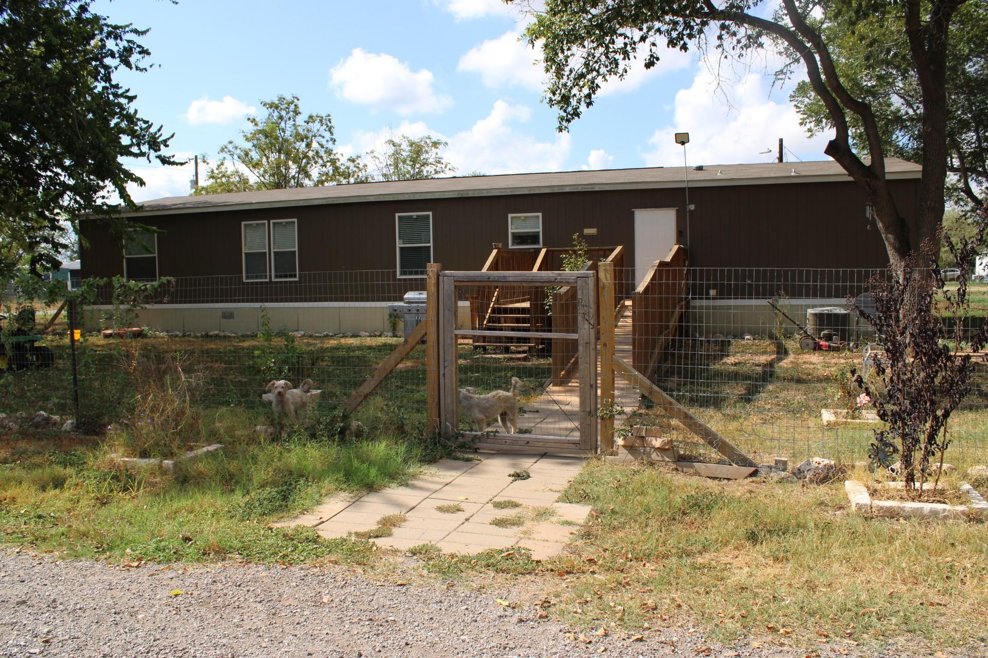 3415 River Rd Property Photo 10