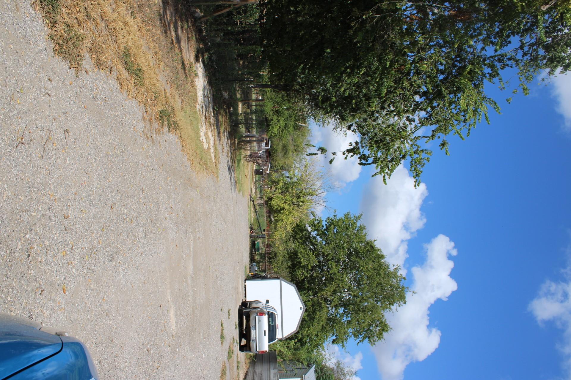 3415 River Rd Property Photo 13