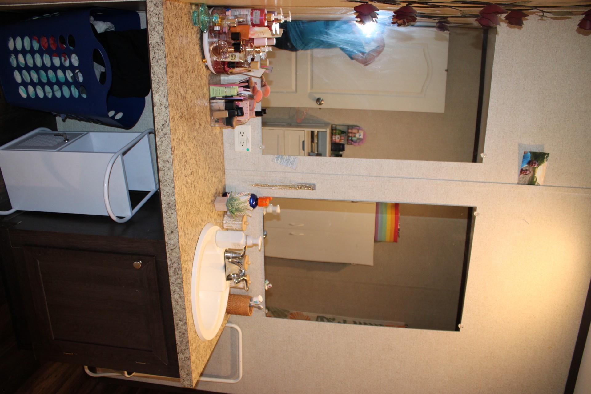 3415 River Rd Property Photo 23