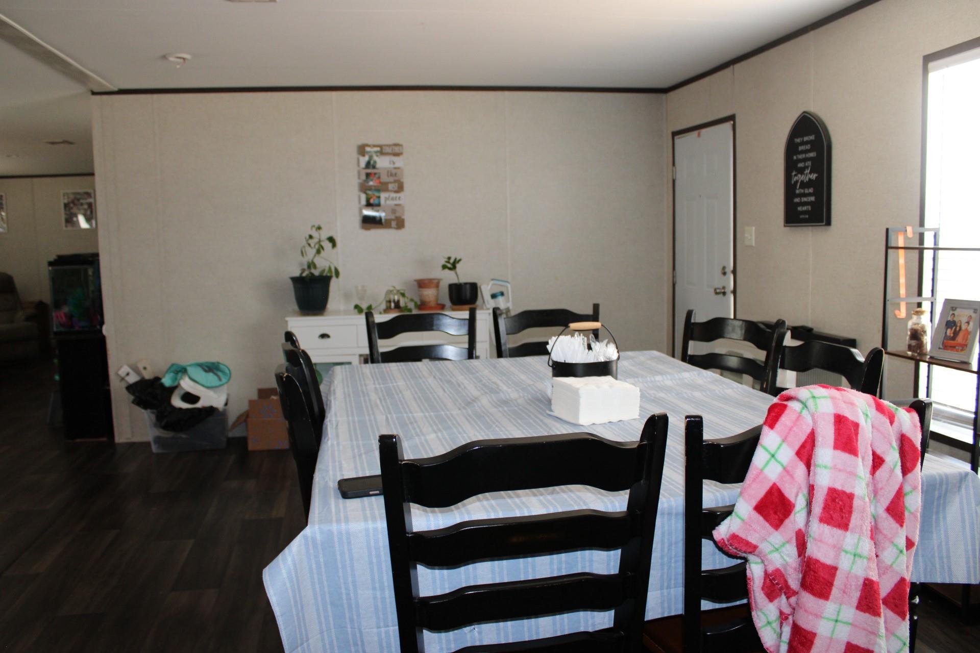 3415 River Rd Property Photo 24