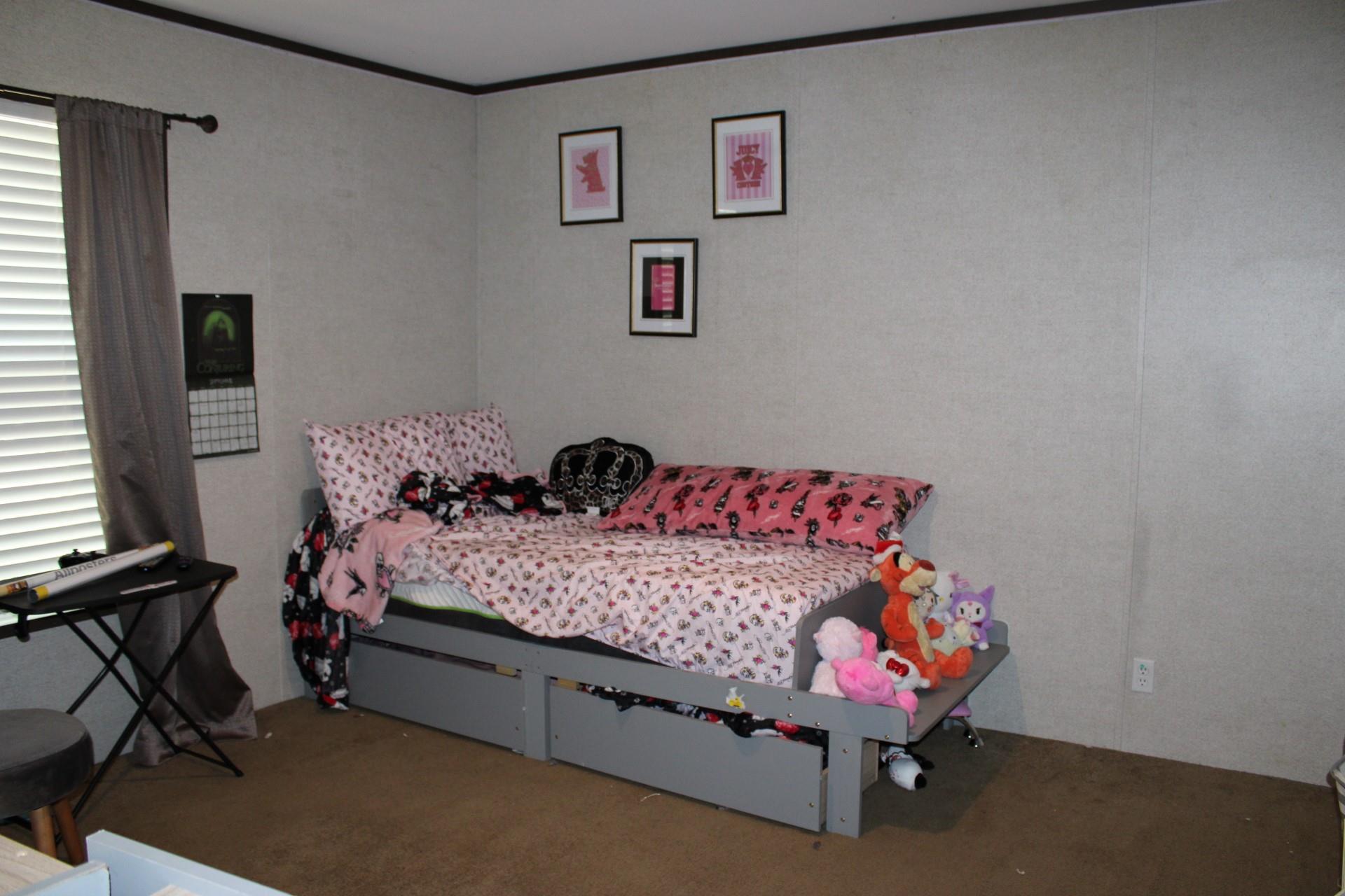 3415 River Rd Property Photo 29