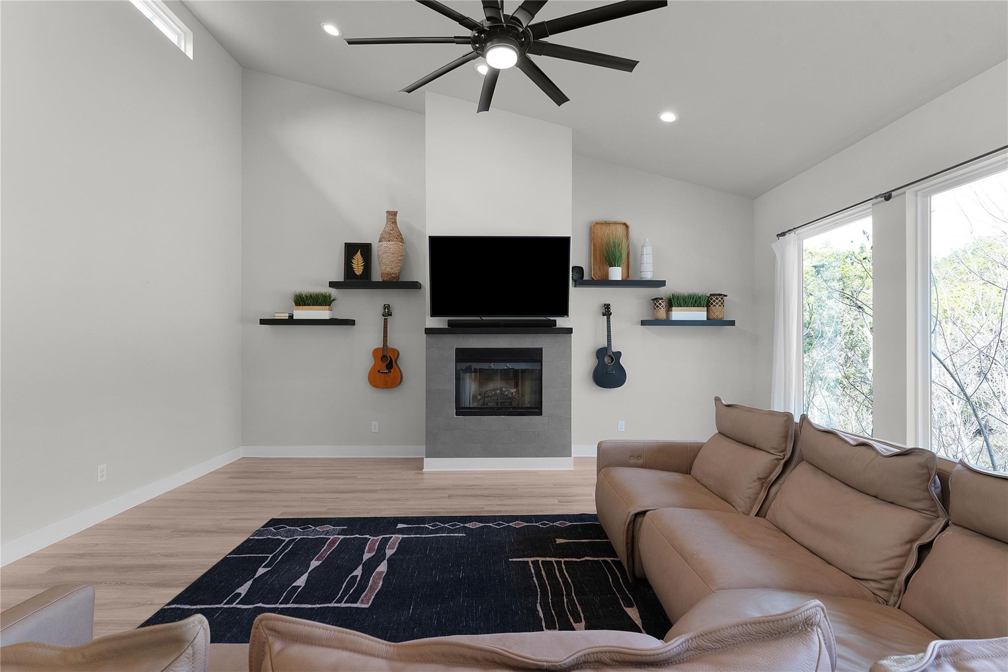20702 Post Oak Dr Property Photo 6