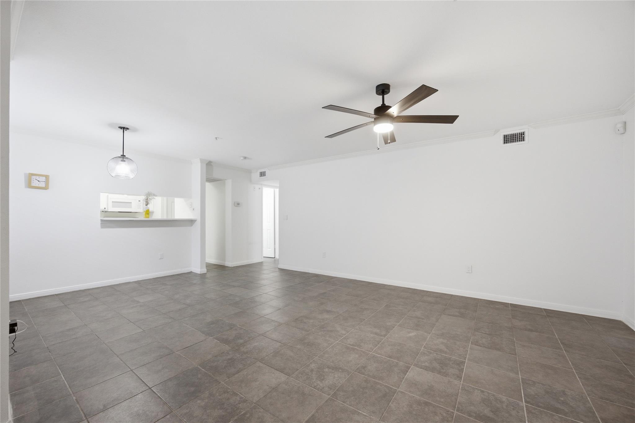 501 W 26th St #108 Property Photo 16