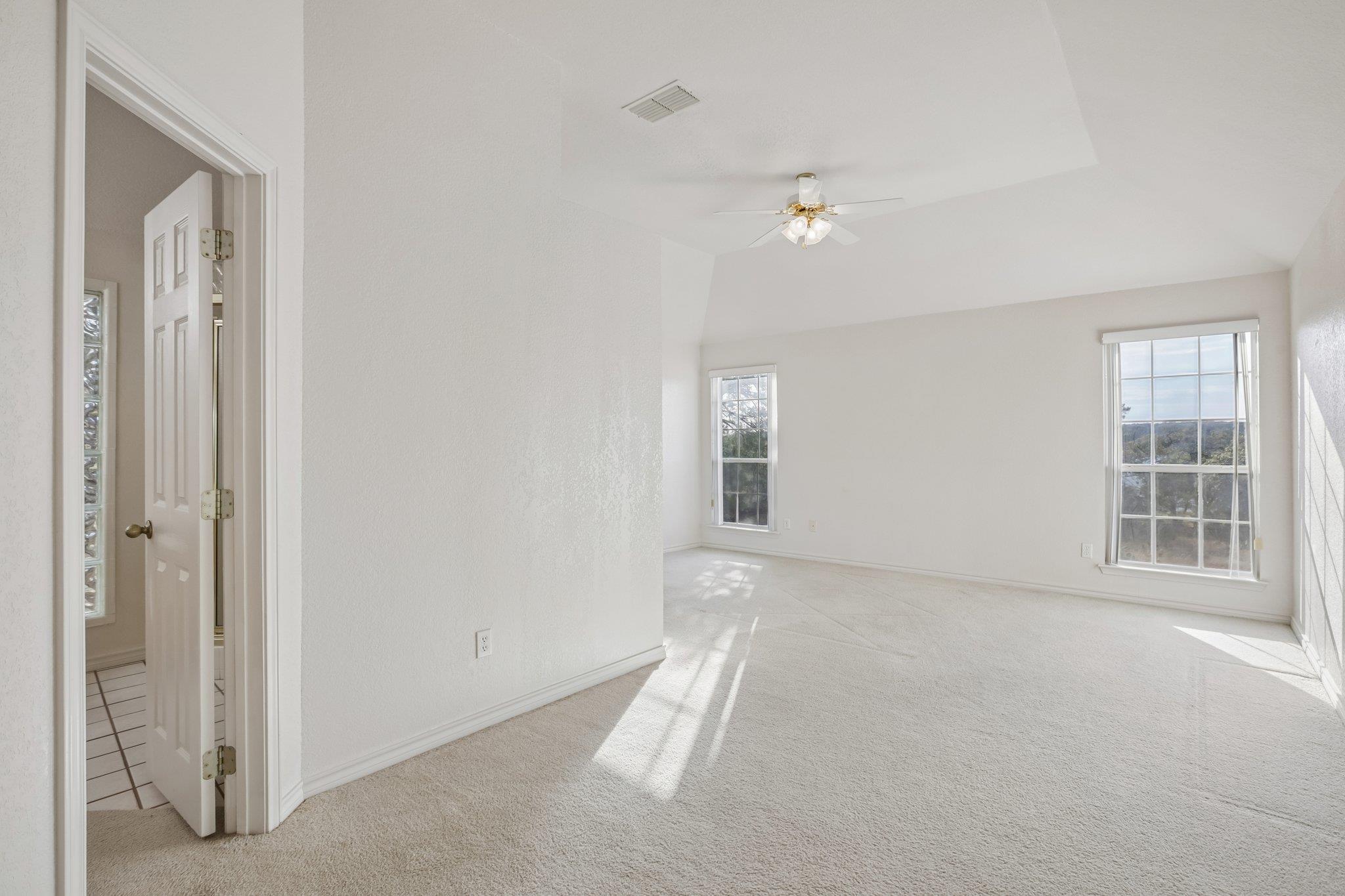 21513 Lakefront Dr Property Photo 13