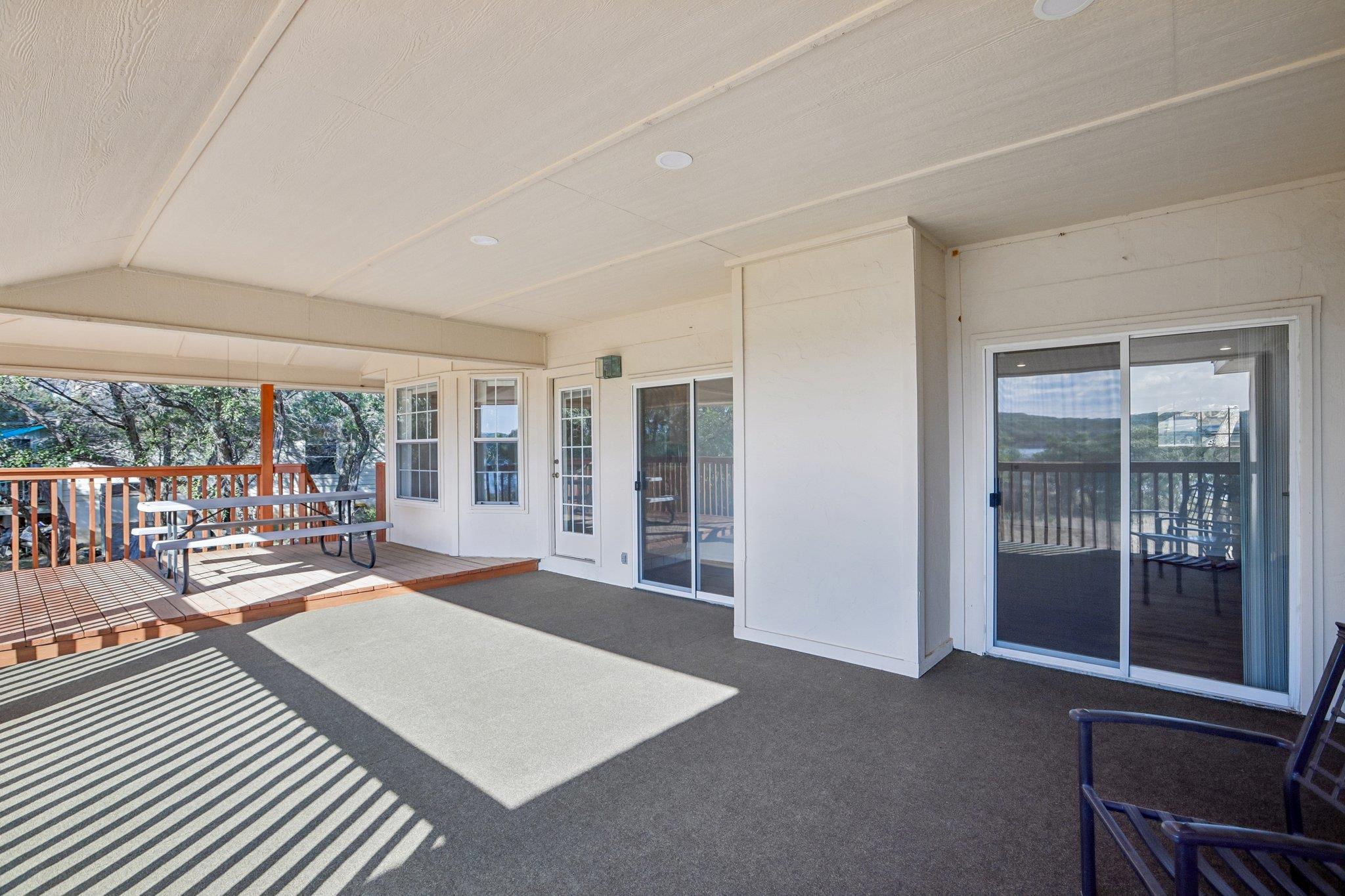 21513 Lakefront Dr Property Photo 21
