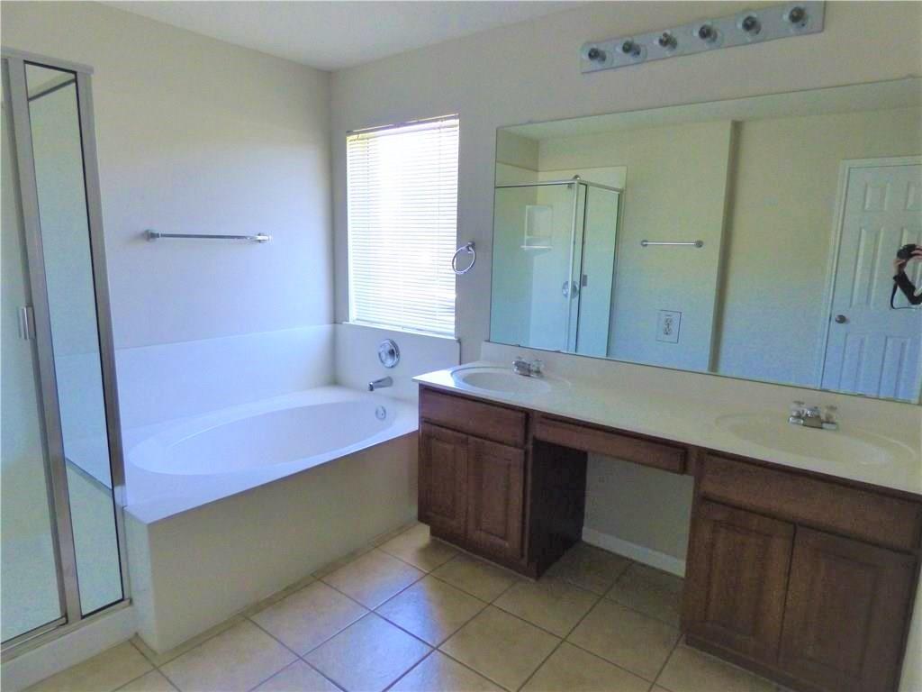 1600 Melissa Oaks Ln Ln Property Photo 15
