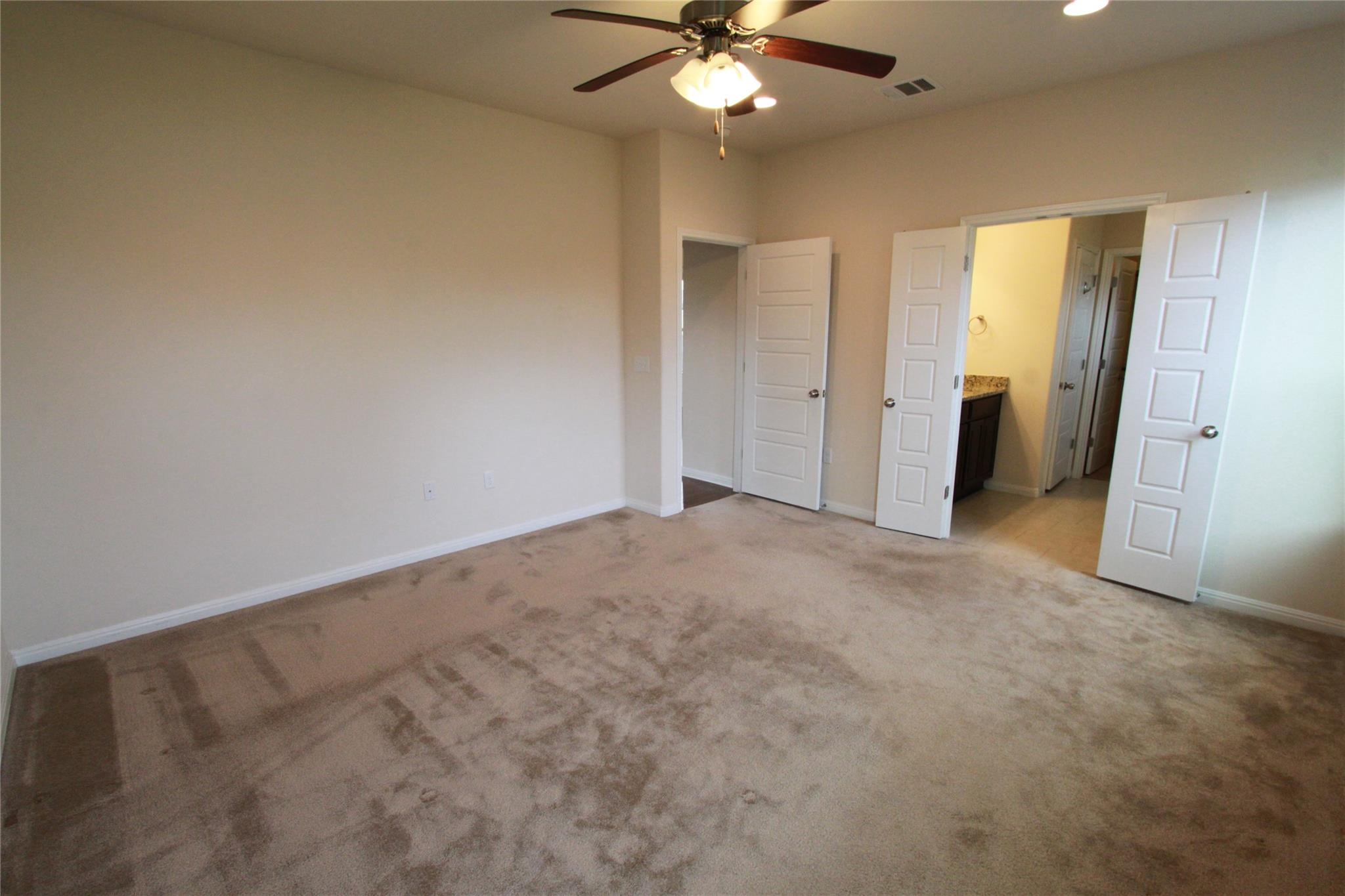 9304 Lost Bridge Ln Property Photo 16