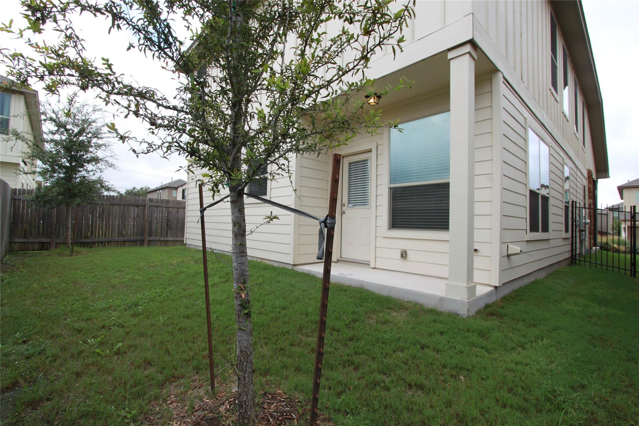 9304 Lost Bridge Ln Property Photo 33