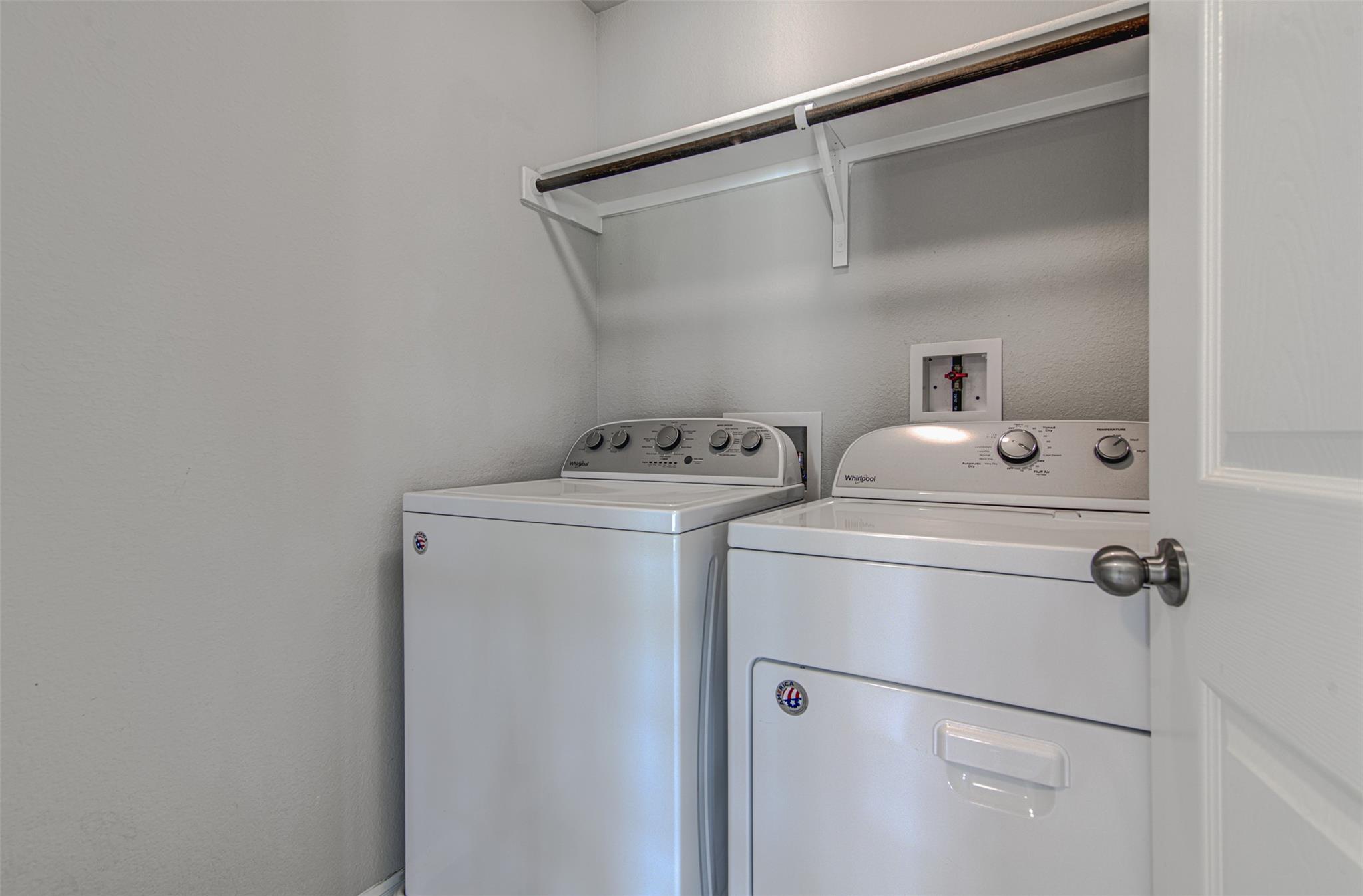 1407 Airedale Rd #1104 Property Photo 17