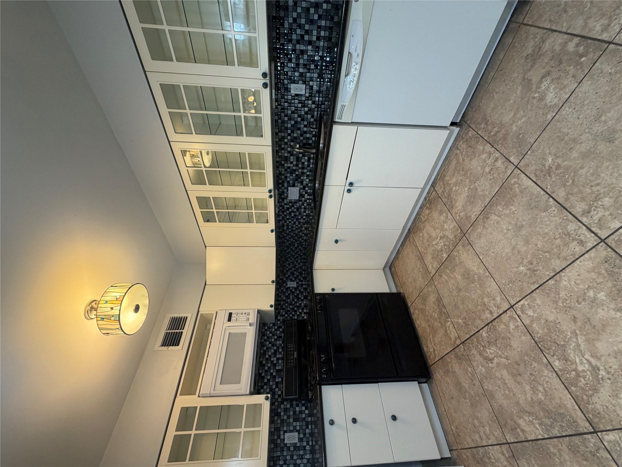 2303 Barton Village Cir #101 Property Photo 1