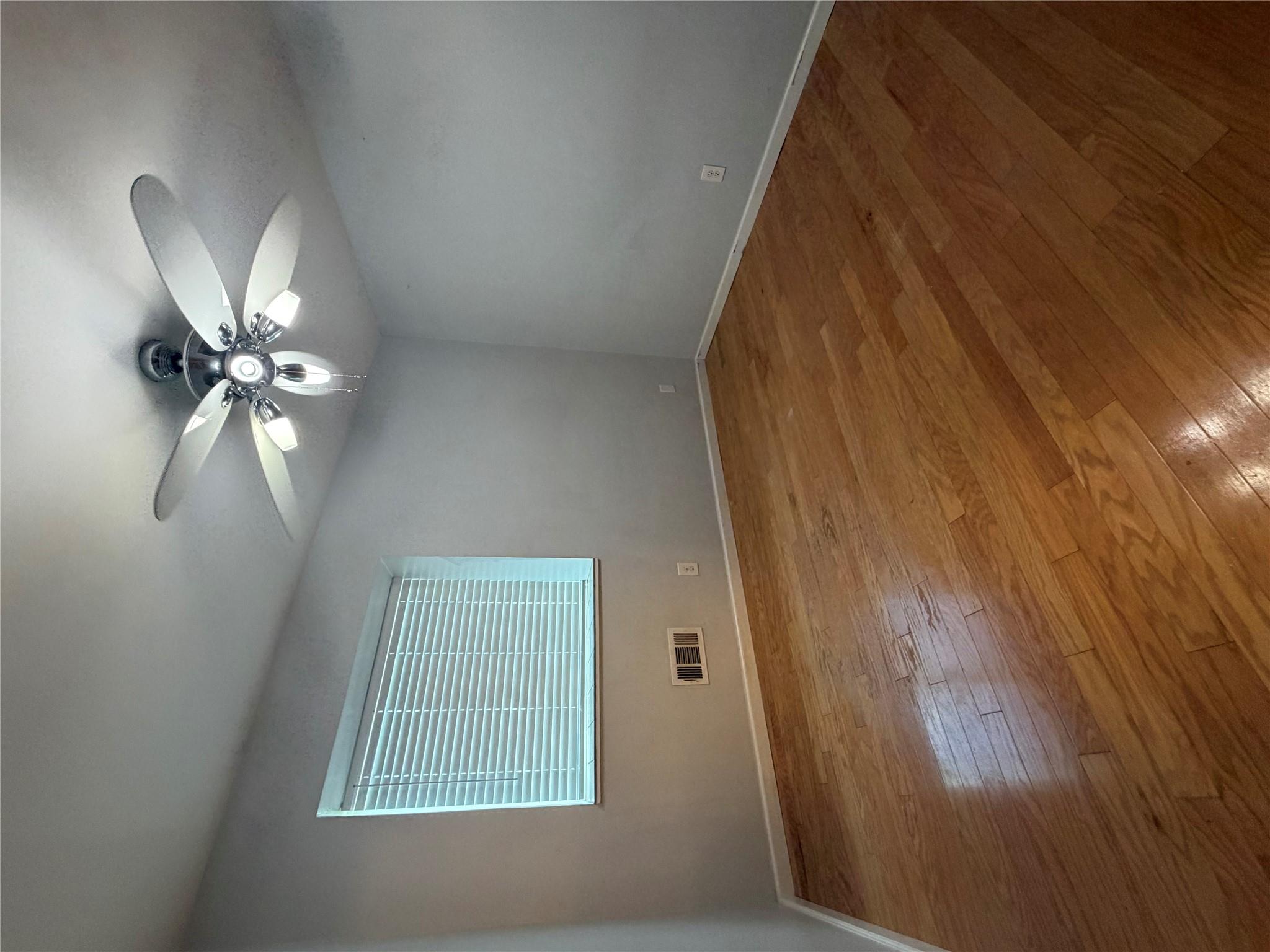 2303 Barton Village Cir #101 Property Photo 13