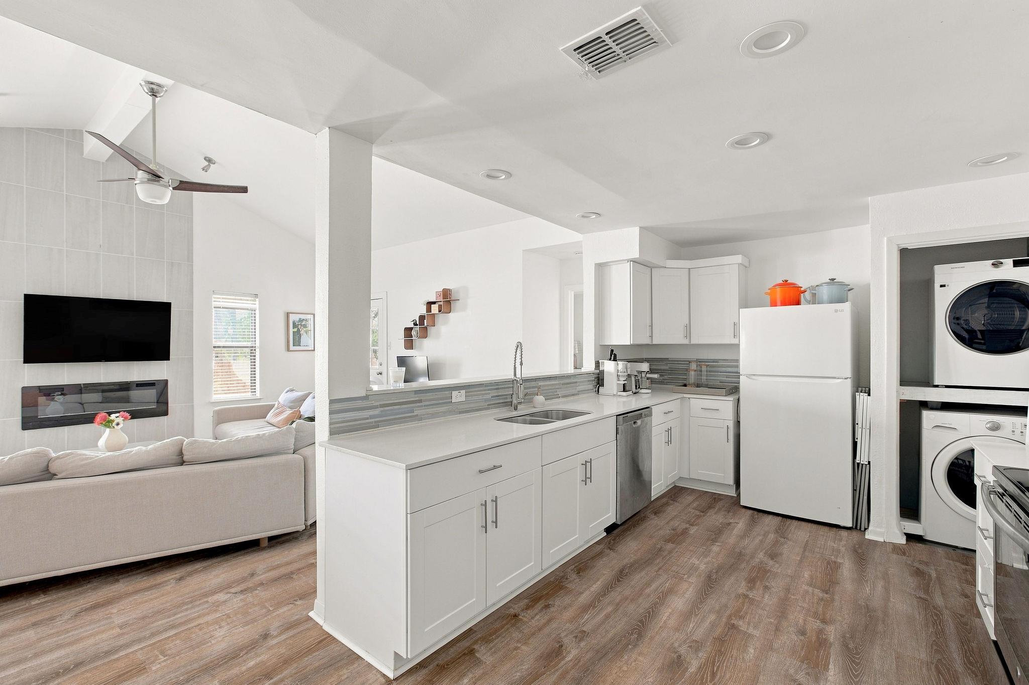 3303 W William Cannon Dr #b Property Photo 13