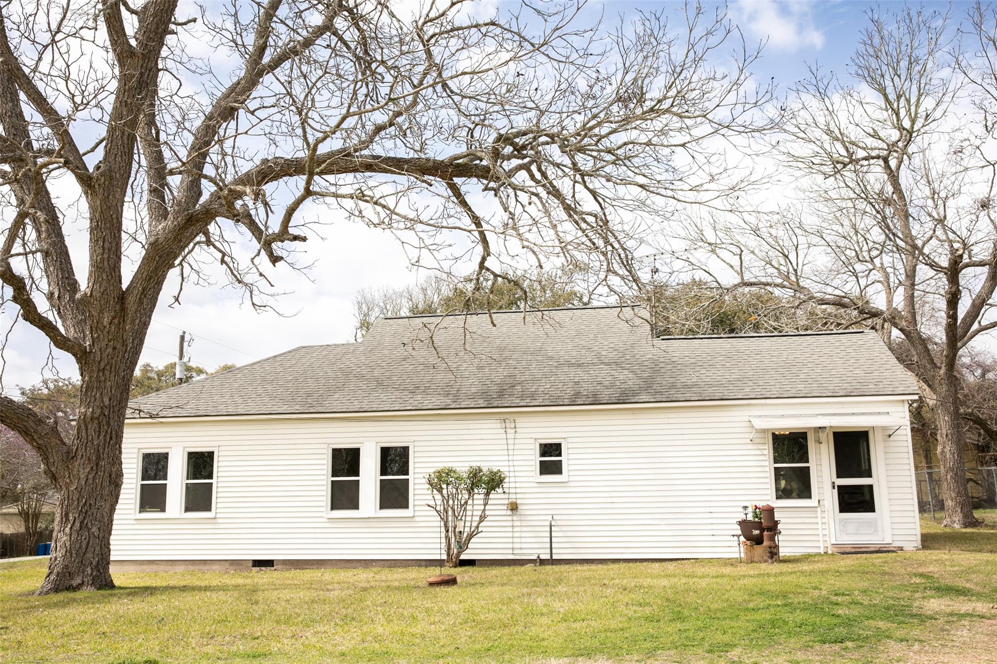 400 Brazos St Property Photo 17