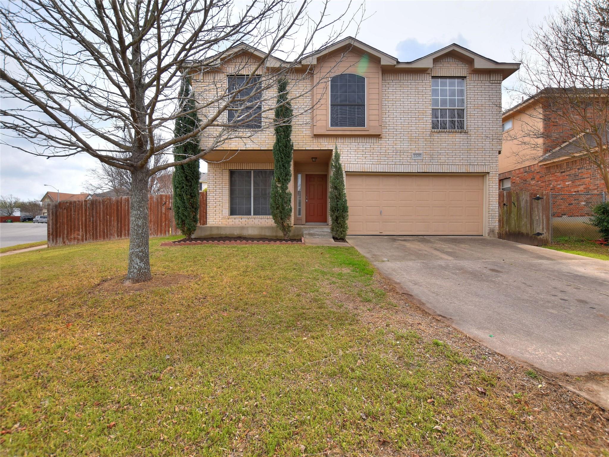 2205 Southeastern Trl Property Photo 1