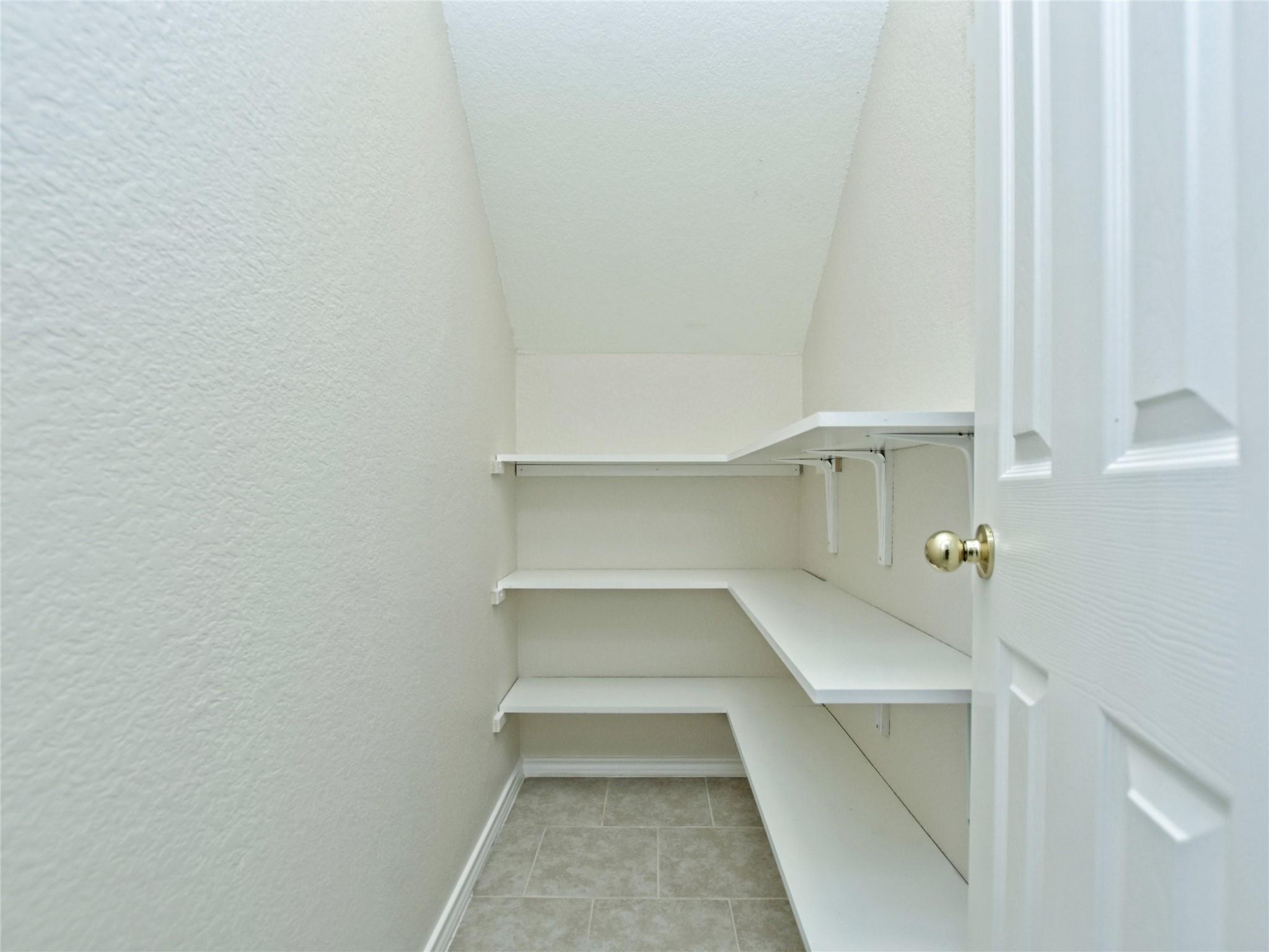2205 Southeastern Trl Property Photo 10