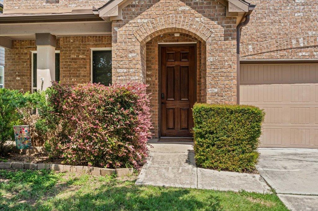 8804 Capitol View Dr Property Photo 3
