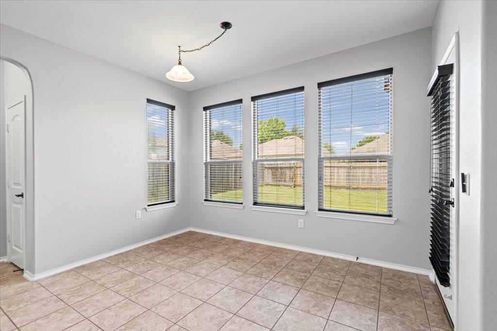 8804 Capitol View Dr Property Photo 15