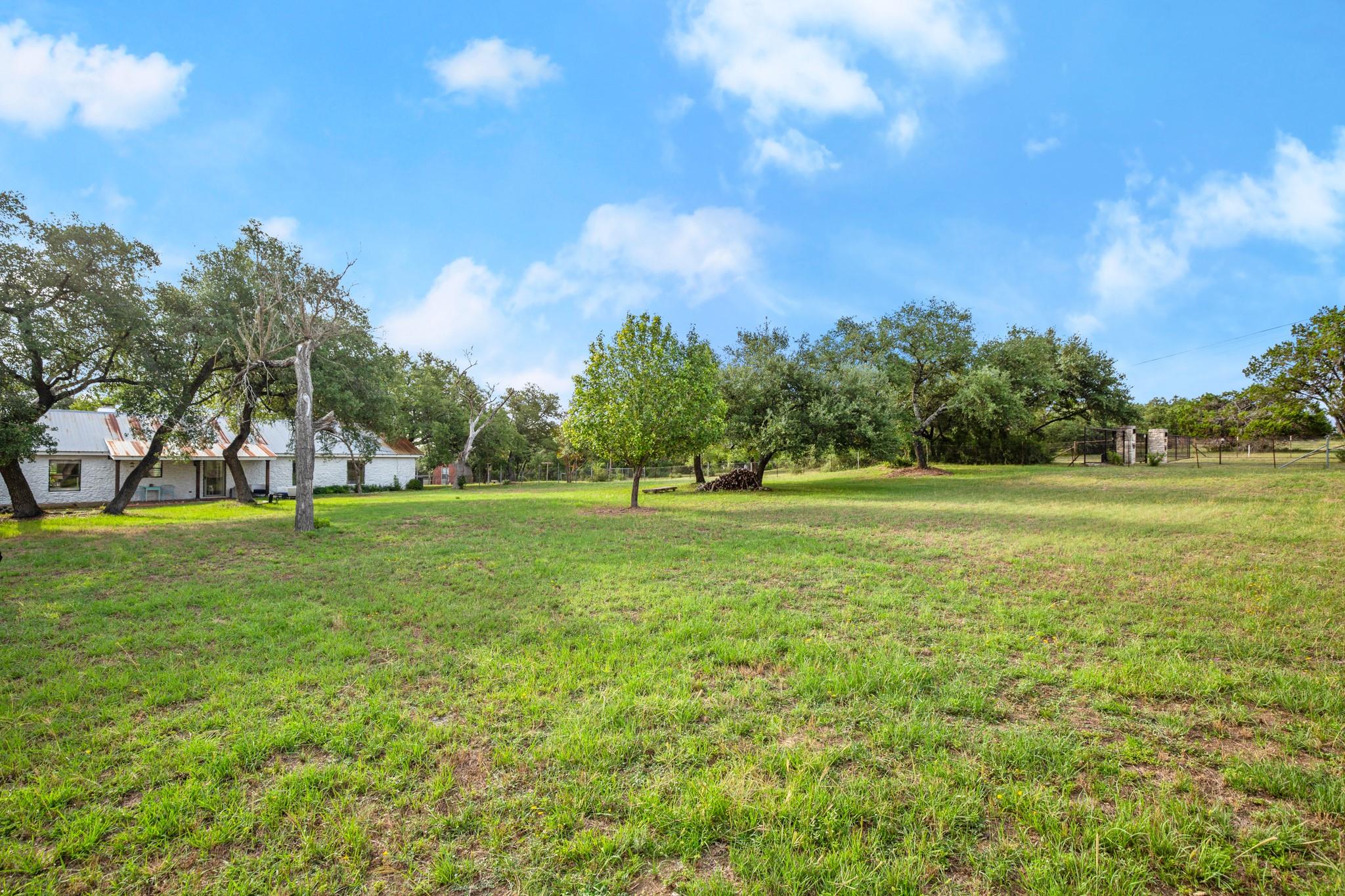 10518 Signal Hill Rd Property Photo 25