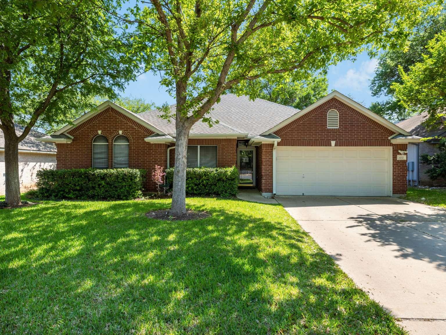 400 N Mount Rushmore Dr Property Photo 1