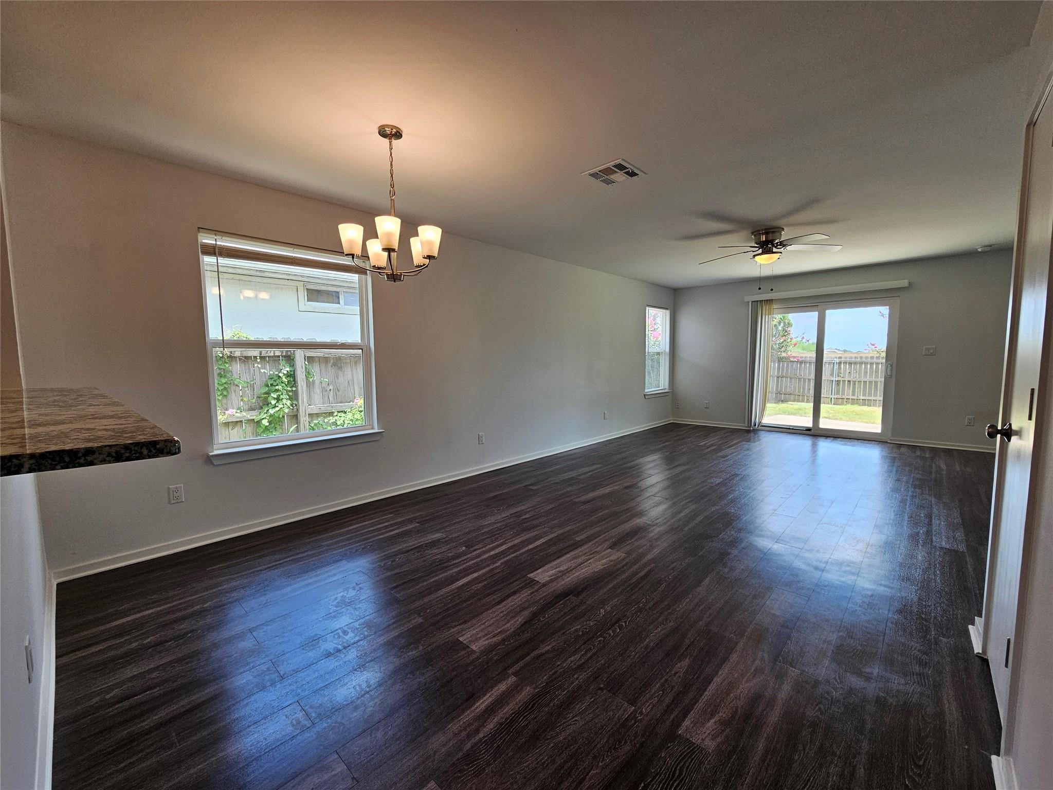 16721 Hamilton Point Cir Property Photo 10