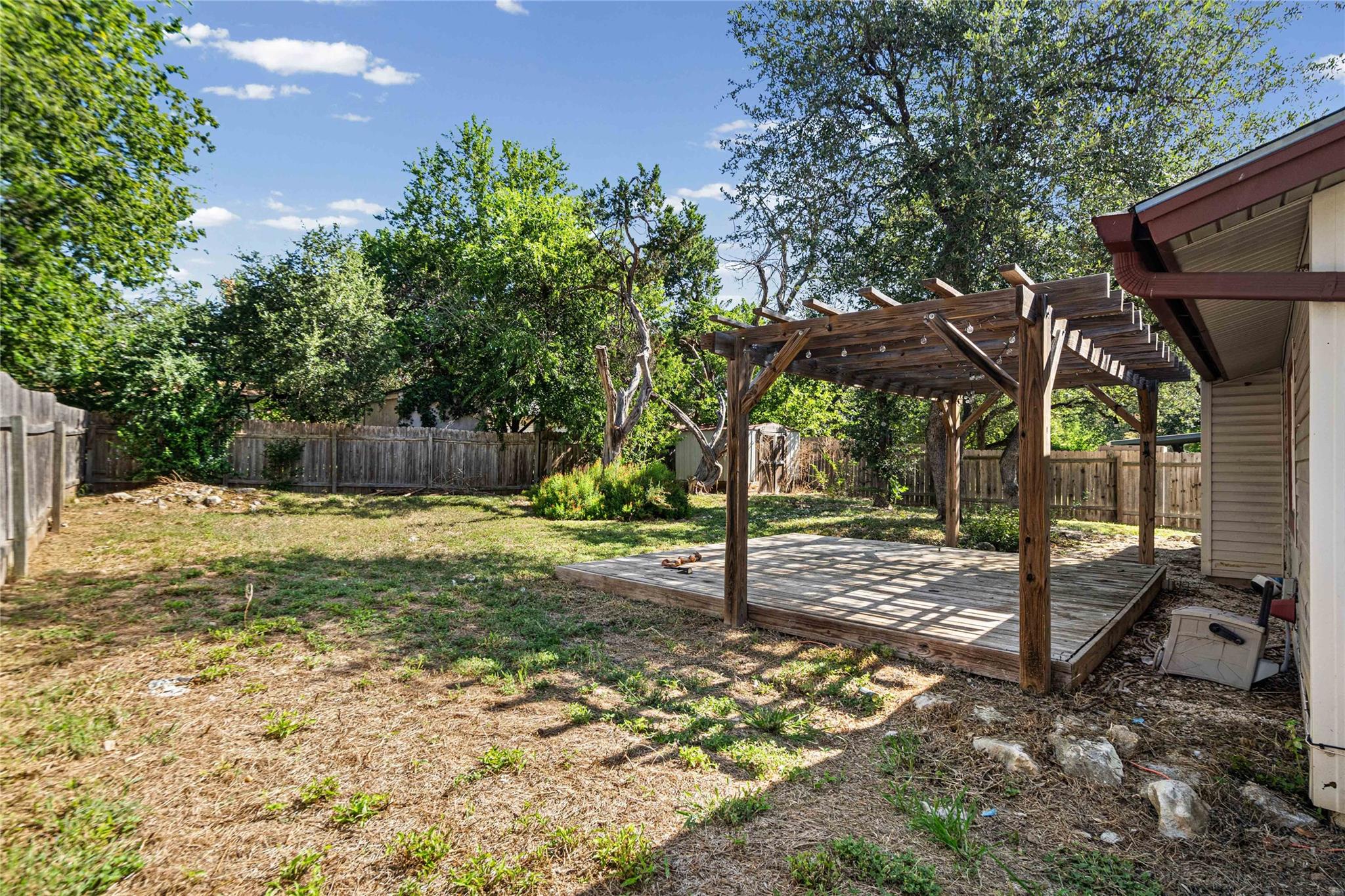 621 Russet Valley Dr Property Photo 15