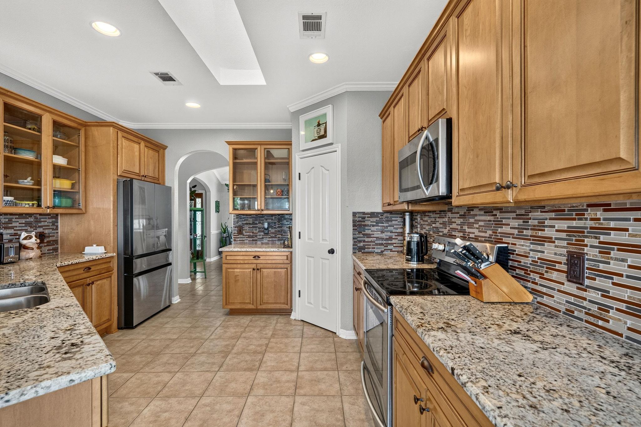 20803 Mckinley Cv Property Photo 12