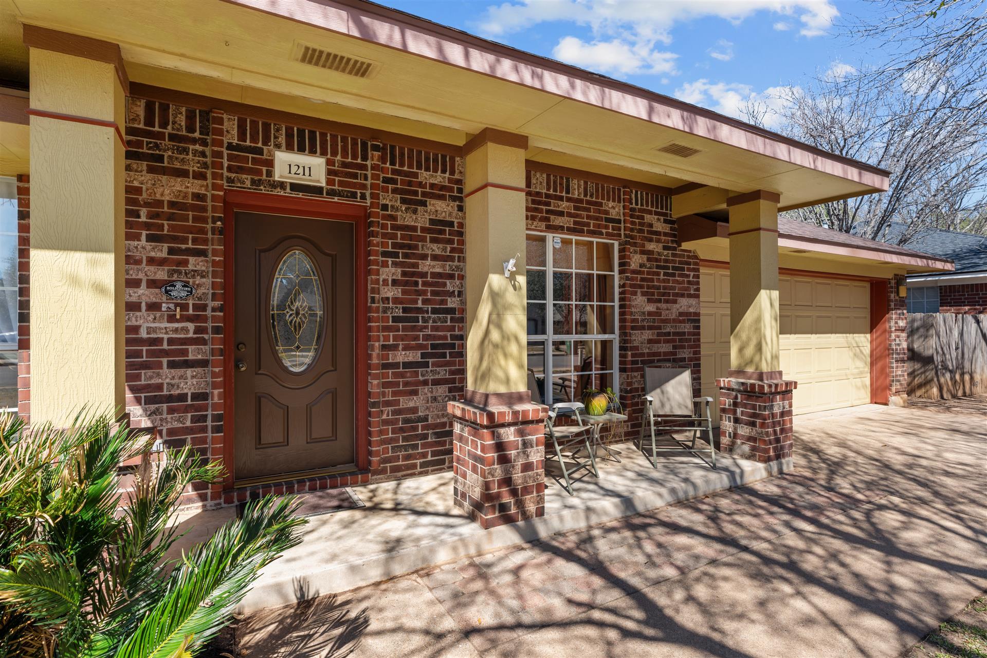 1211 Sugarberry Dr Property Photo 4