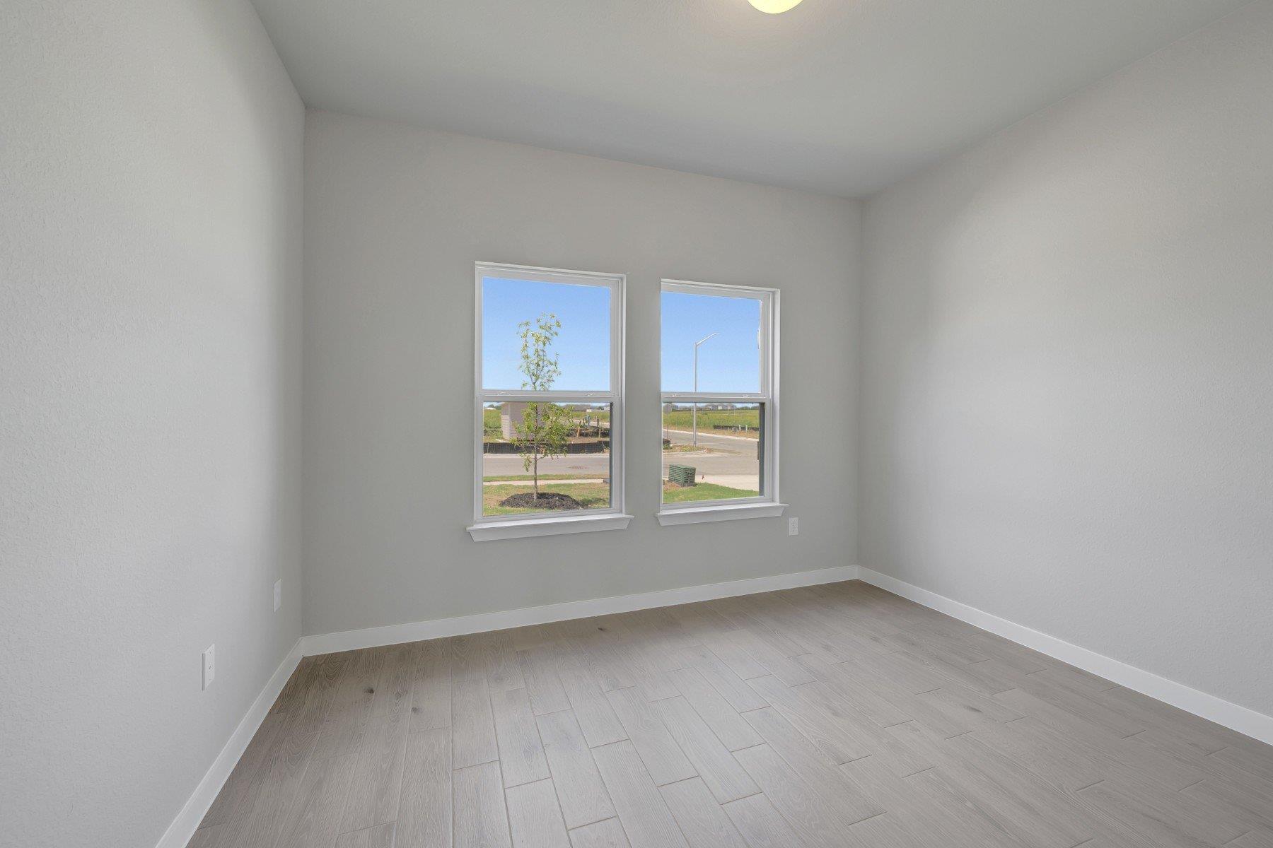 10104 Majestic Hawk Way Property Photo 24