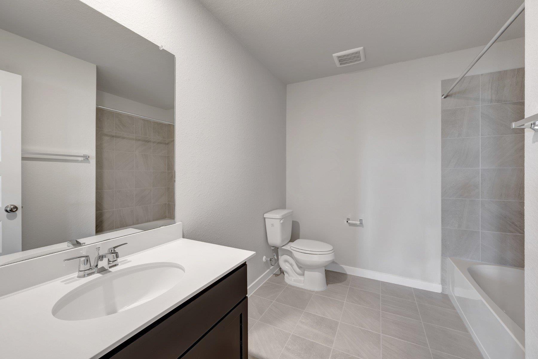 10104 Majestic Hawk Way Property Photo 32