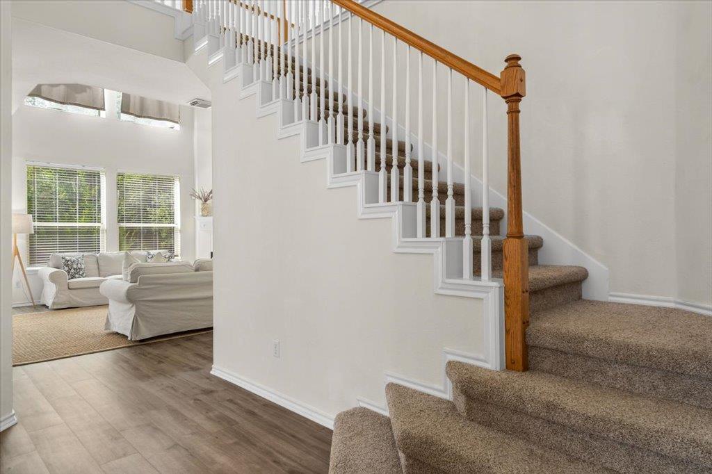 8024 Whitworth Ln Property Photo 24