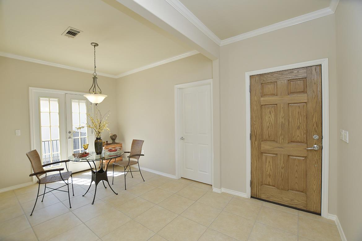 212 Limestone Shoals Ct Property Photo 4
