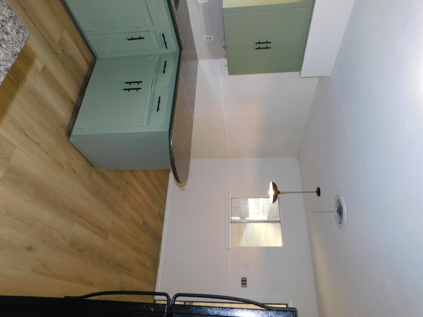 1708 Redd St Property Photo 3