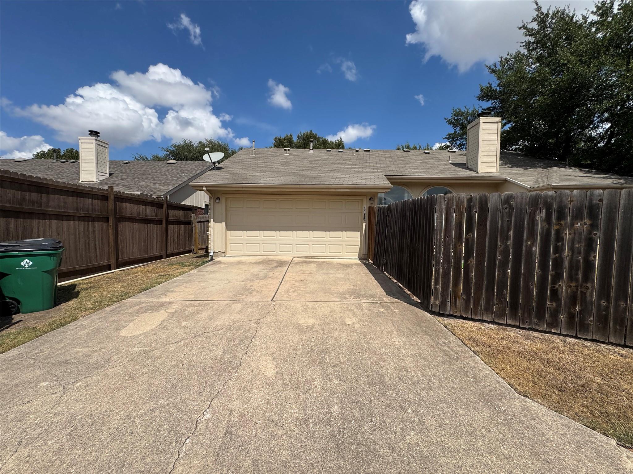 1015 Thackeray Ln Property Photo 13