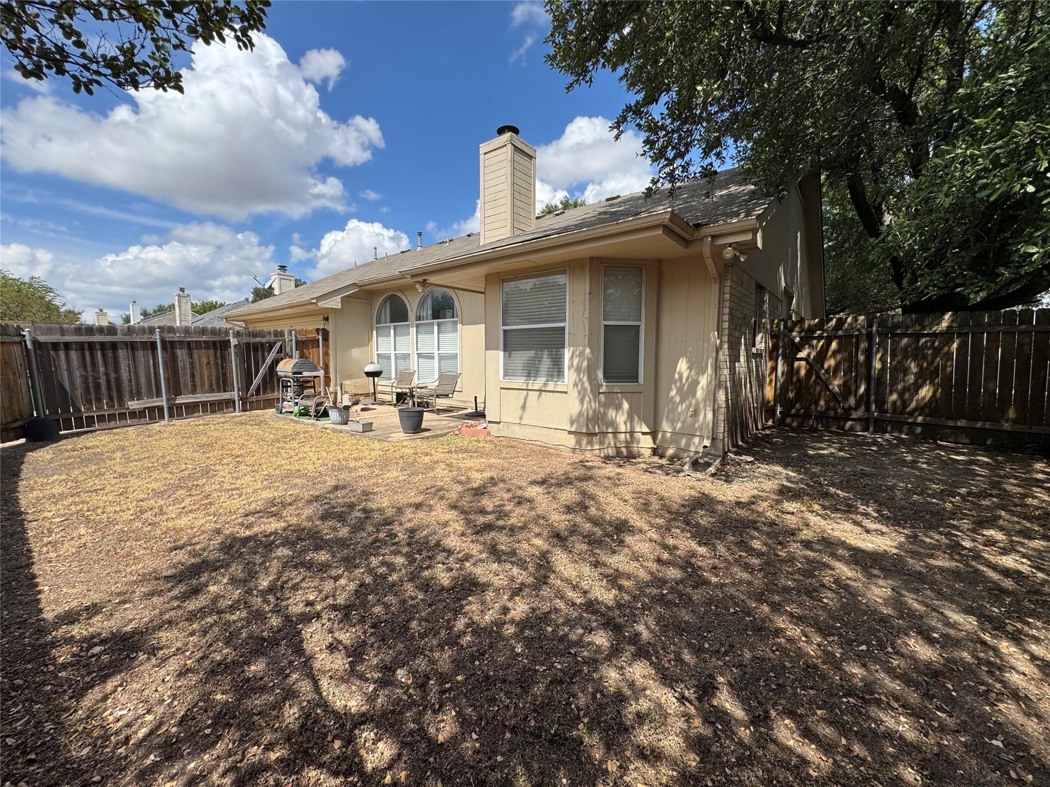 1015 Thackeray Ln Property Photo 15