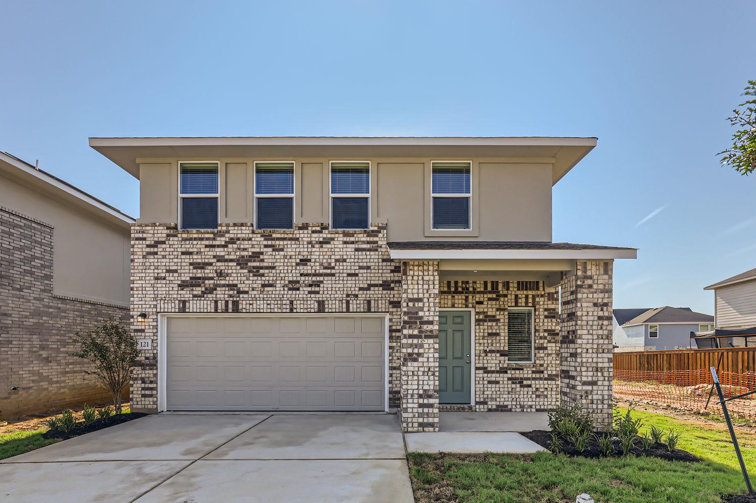 121 Standing Rock LN Property Photo 1