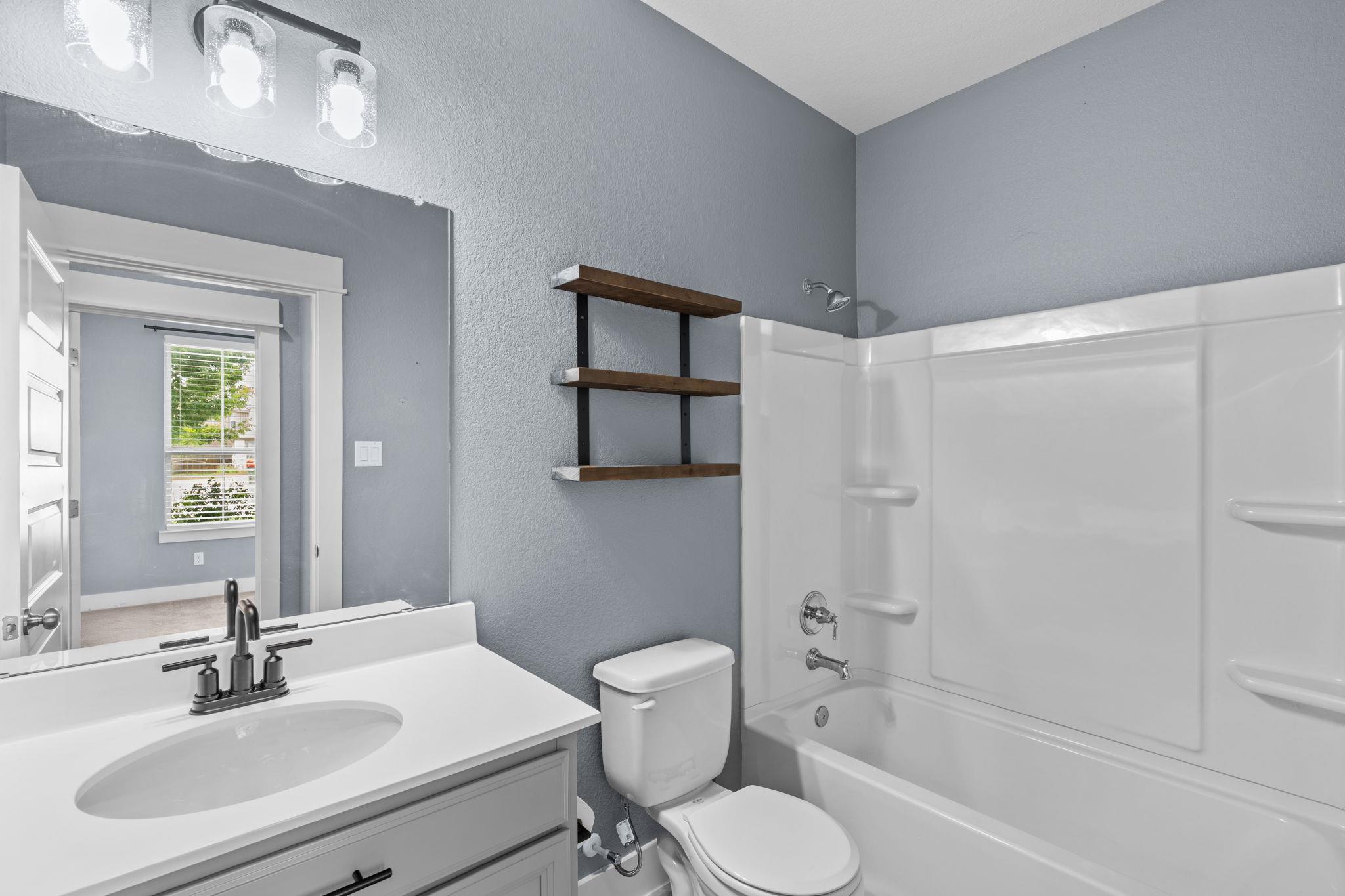 525 Compania Cv Property Photo 6