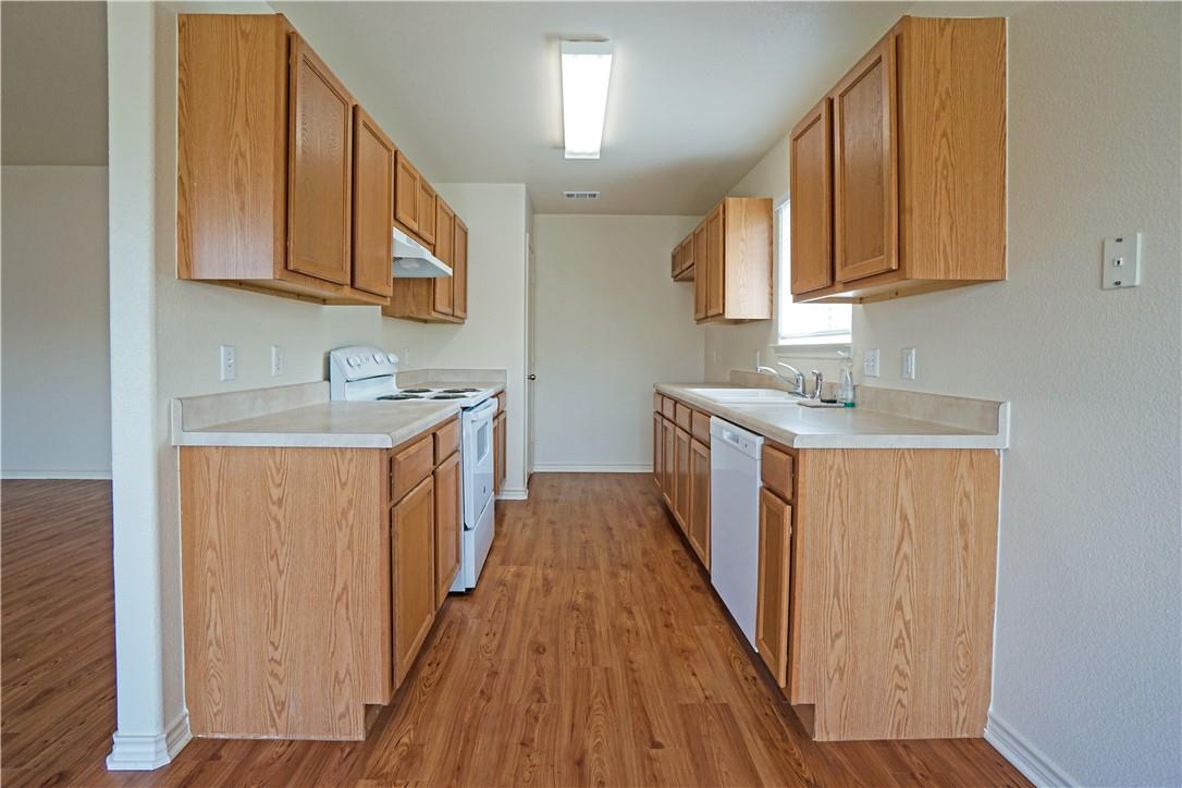 2903 Don Hill Ln Property Photo 5