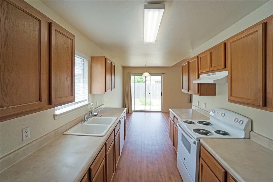2903 Don Hill Ln Property Photo 6
