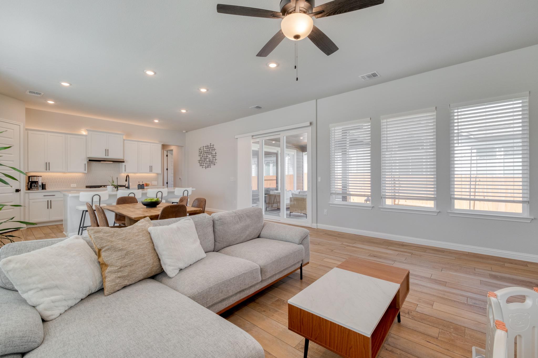 8804 Spire Vw Property Photo 8