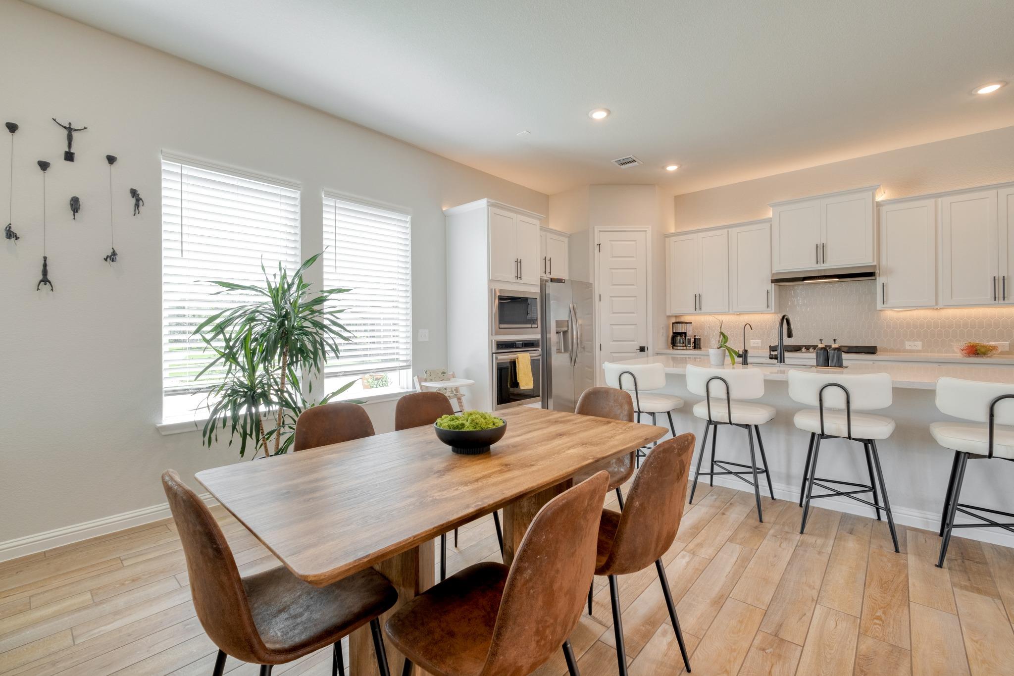 8804 Spire Vw Property Photo 9