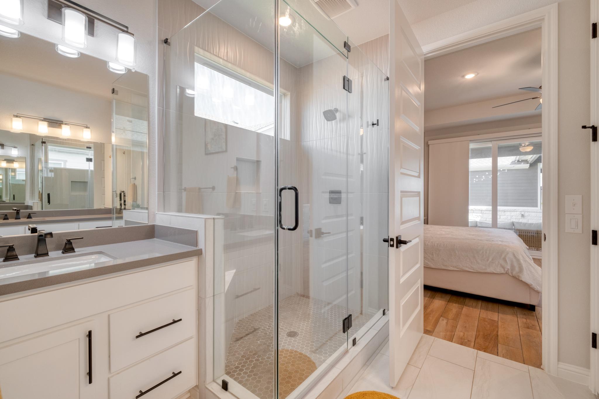 8804 Spire Vw Property Photo 16