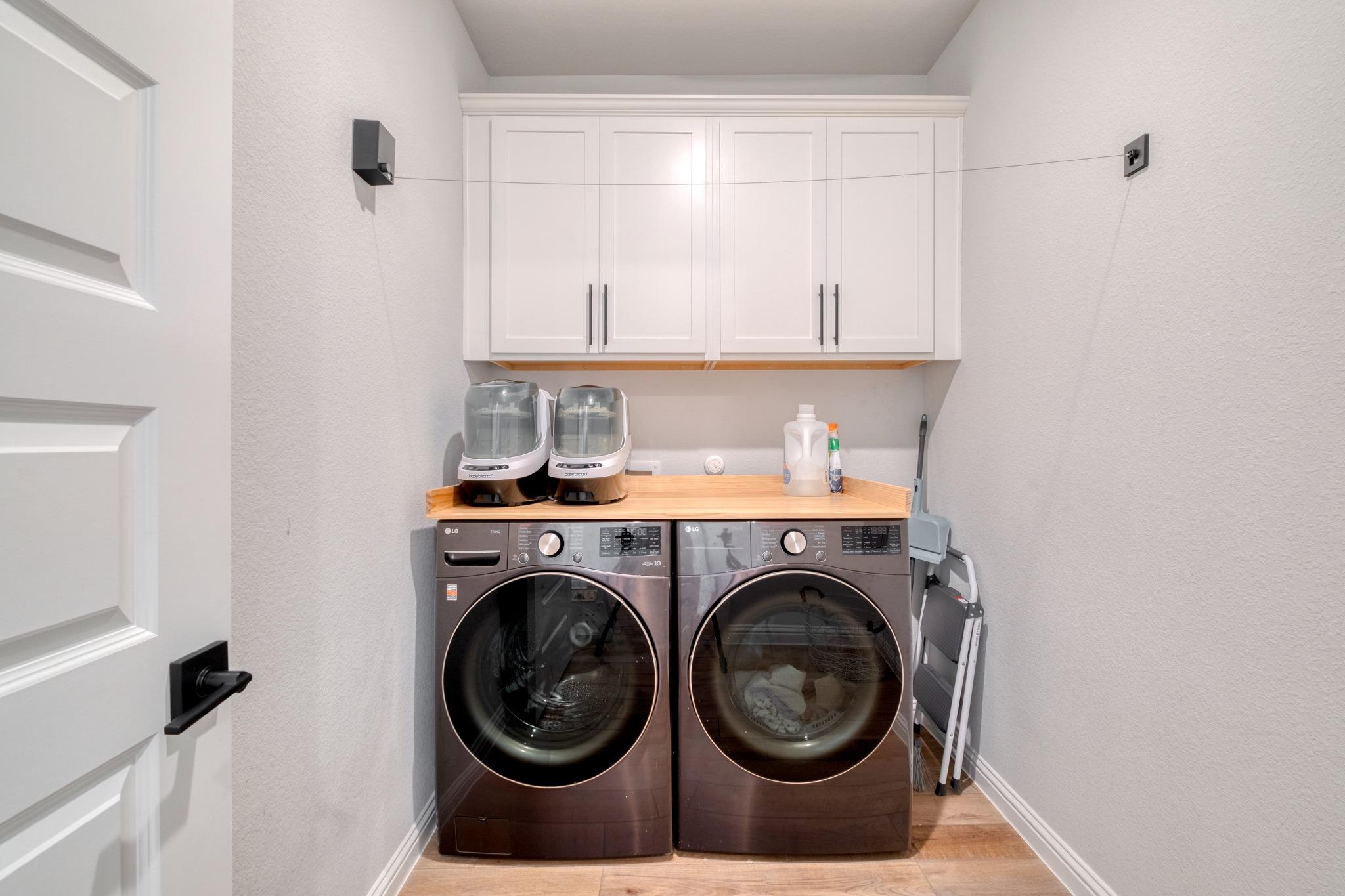 8804 Spire Vw Property Photo 26