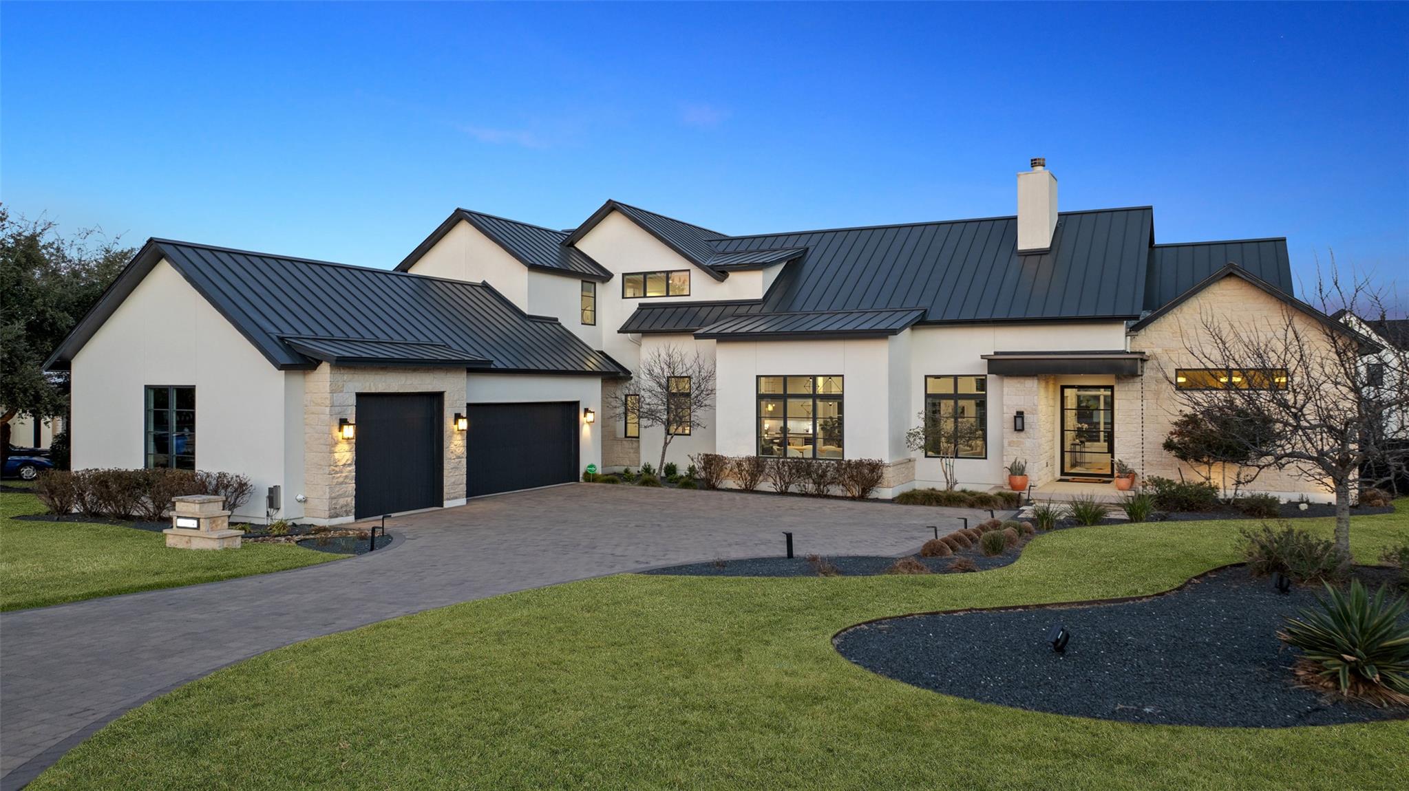 408 Bowcross Pt Property Photo 1