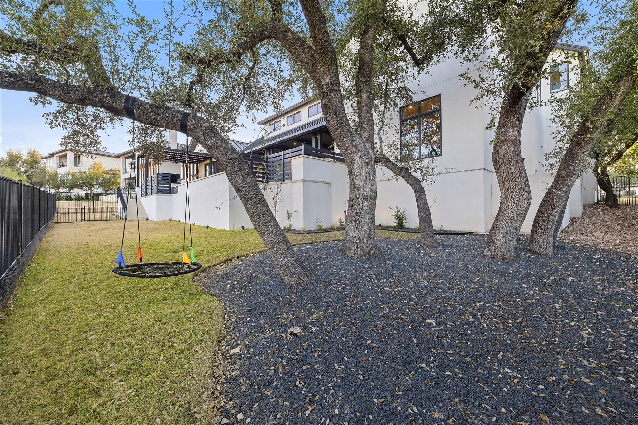 408 Bowcross Pt Property Photo 32