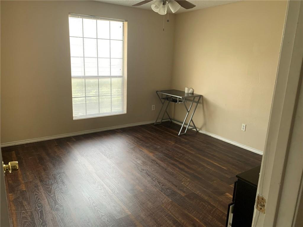 2401 Leon St #310 Property Photo 5